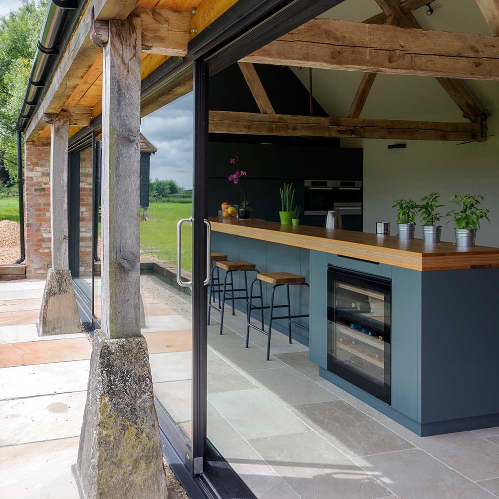 Riviera Kitchens and Joinery, Outdoor Kitchens